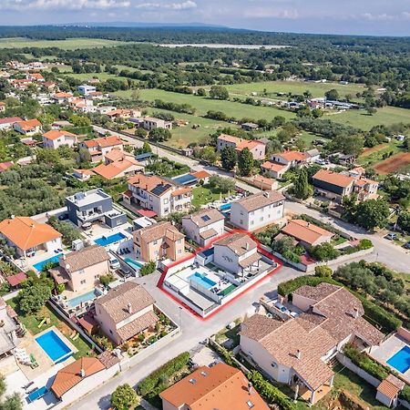 Casa Tara Three-Bedroom Holiday Home Πούλα Εξωτερικό φωτογραφία
