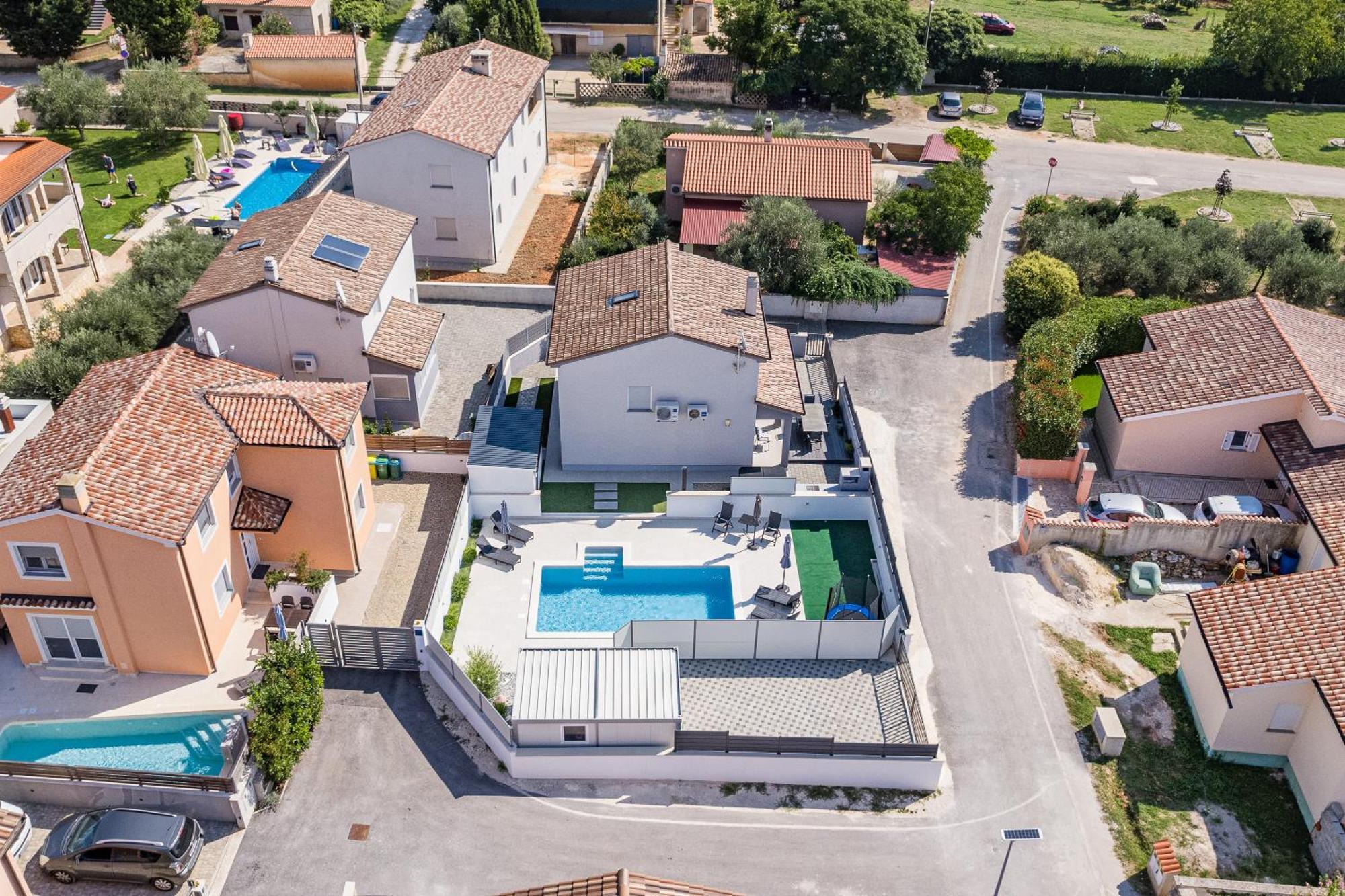 Casa Tara Three-Bedroom Holiday Home Πούλα Εξωτερικό φωτογραφία